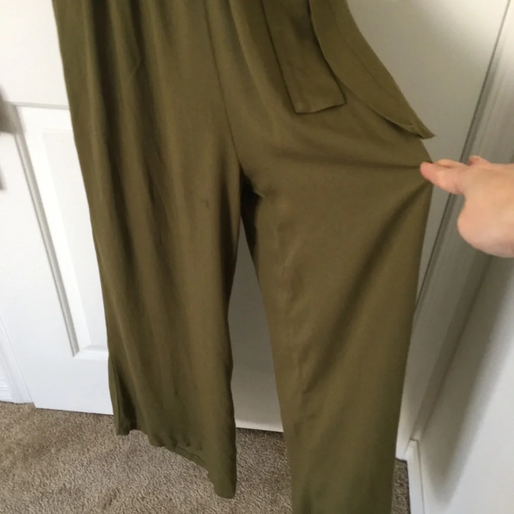 Forever 21- Tube Top Olive Green Jumpsuit NWT. Size M - Picture 3 of 7
